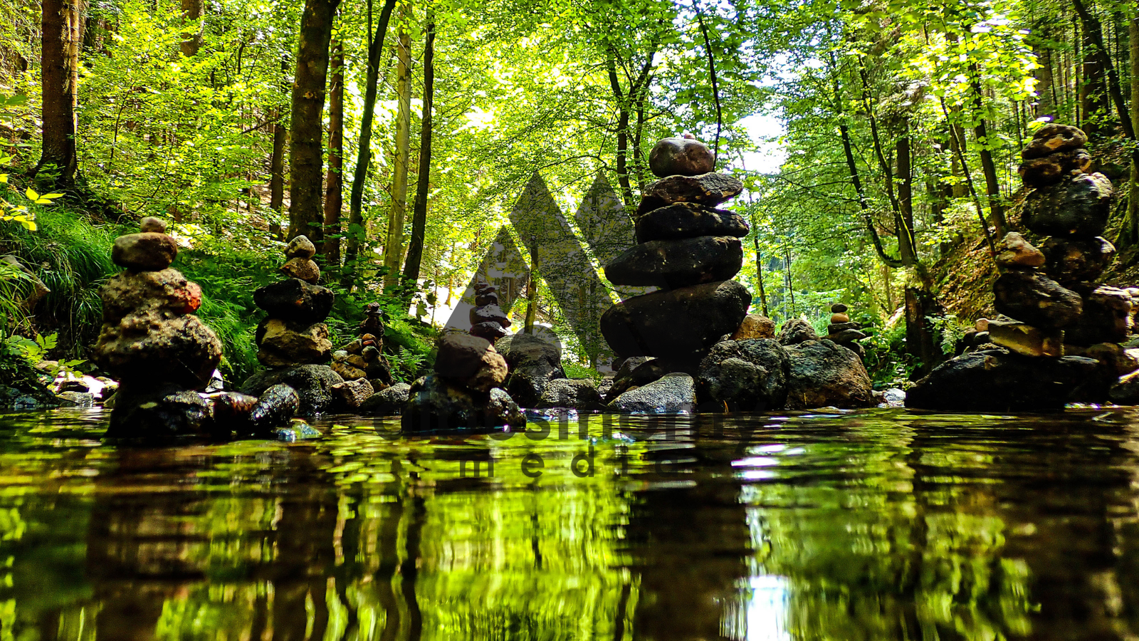 Air dan Fungsi Bumi sebagai Reservoir: Perspektif Tafsir Ekologis Al-Qur’an